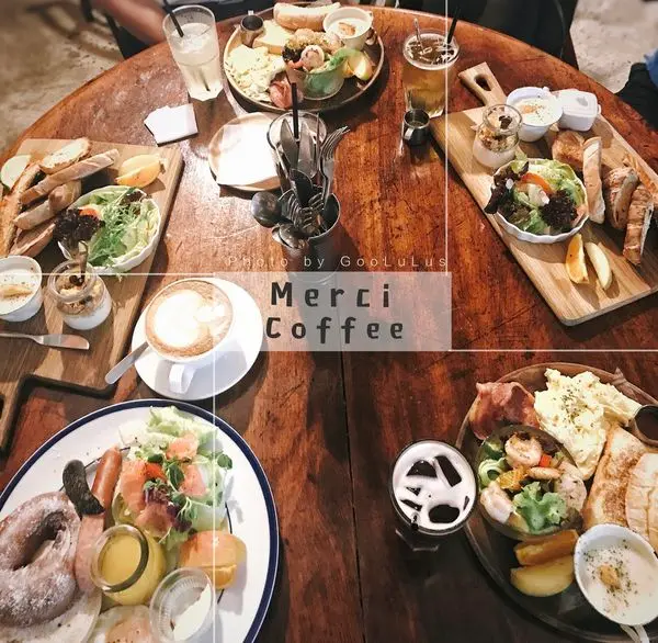 【板橋美食】 ♥Merci Cafe ♥ 彷彿置身在歐式鄉村中 巷弄隱藏版早午餐