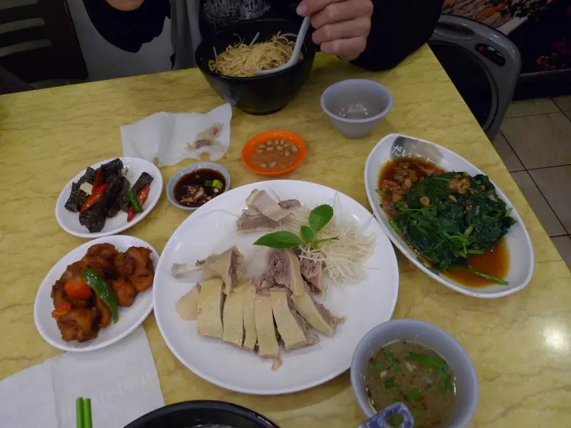 懶得煮客家麵食館