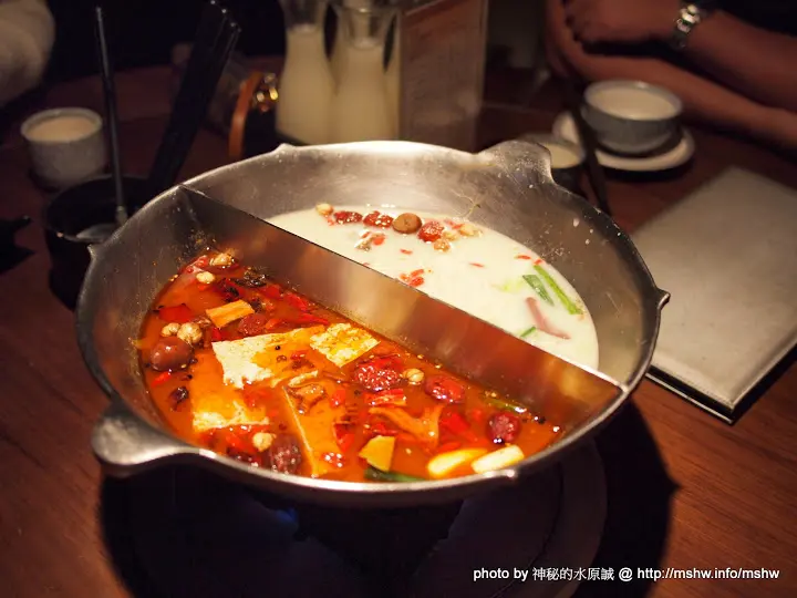 同樣的鴛鴦鍋!不一樣的鴨血 ~ 台中