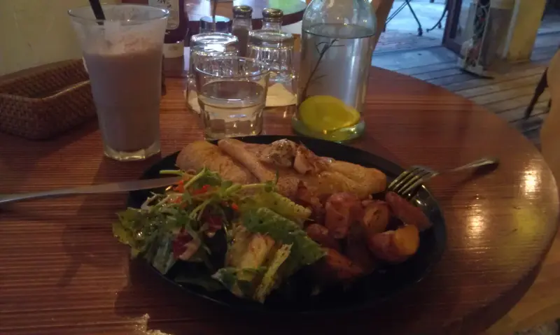 好吃的海鮮蔬菜法式薄餅~