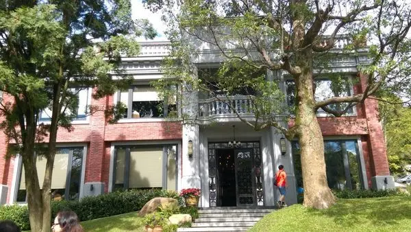 ［桃園龍潭餐廳］隱藏於山中的人文景觀餐廳，特色的日式西洋建築風格－【松葉園】