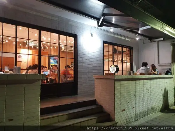 台北市松山區-樂樂咖啡