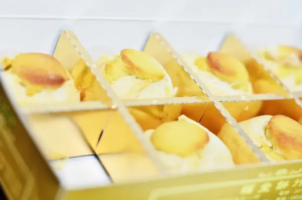 媽媽!!那個葛格怎麼在吃肚臍!! 傳承百年的古早風味肚臍餅 -- 福堂餅行