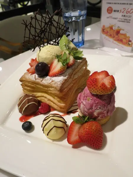 Glacio比利時創意冰品咖啡館(ATT 4 FUN)~視覺味覺的雙重甜蜜享受