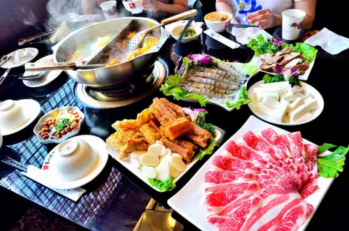 {桃園} 一鍋紅艷，煮沸人間～蜀山饌麻辣鮮鍋