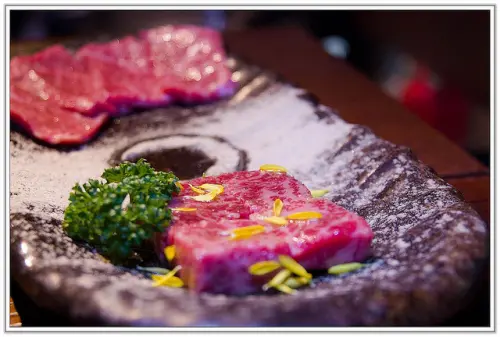 ╠深夜食堂╣藝術般的燒肉饗宴  不像燒肉店的-甕也炭火燒肉