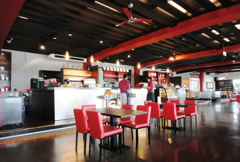 【食記】宜蘭 在半山腰賞夜色美景~橘子咖啡~