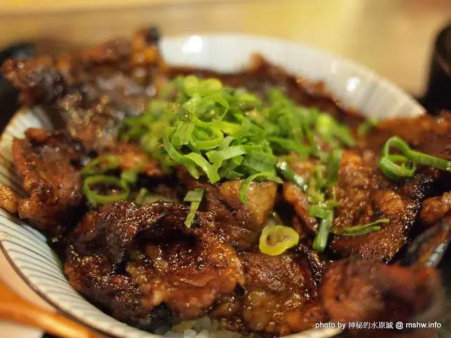 無肉不歡的人不要錯過! 夠份量, 重口味的燒肉蓋飯 ~ 台北信義"燒丼株式会社"