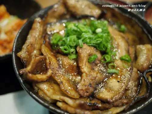 【台北信義威秀】超值美味燒肉丼~大口吃肉好滿足♥燒丼株式會社♥ 