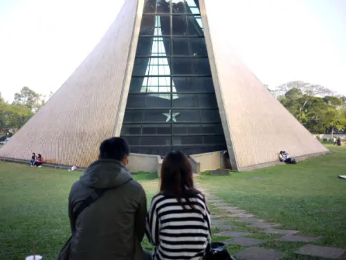 
【台中景點】貝聿銘大師的東海大學思路義教堂

