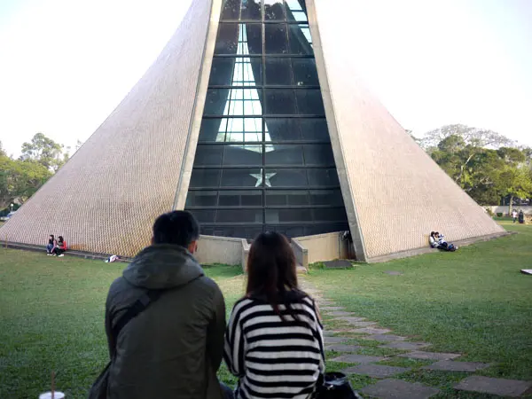 
【台中景點】貝聿銘大師的東海大學思路義教堂
