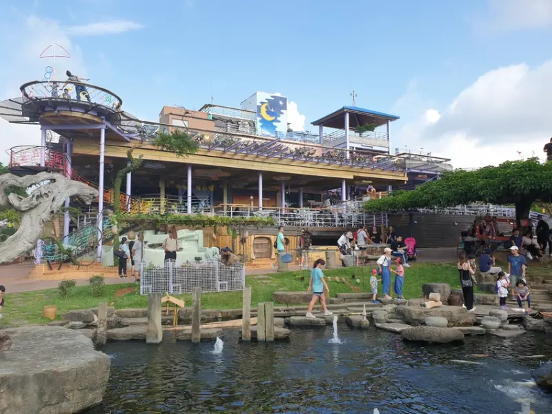 樂遊星月天空景觀餐