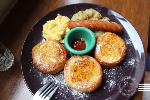 台中 西區-La:tRee brunch樹兒早午餐-台中必吃平價早午餐.手作自然無添加麵包超好吃.特色老宅