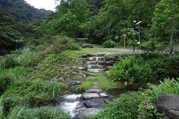 美食大口大口吃，宜蘭兩天一夜避暑趣