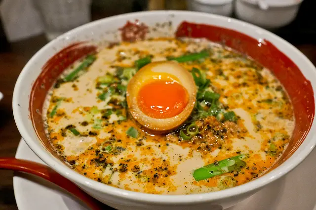 台北 雙連站 誠屋拉麵中山本店makotofood