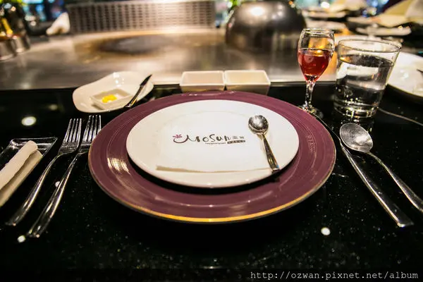 [吃喝]時尚簡約舒適浪漫感動～墨賞新鐵板料理MOSUN