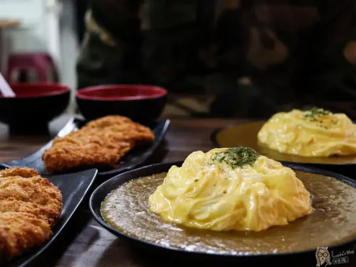 食【南機場夜市】秋月炸豬排蛋包飯, 平價吃飽飽美食/菜單價格
