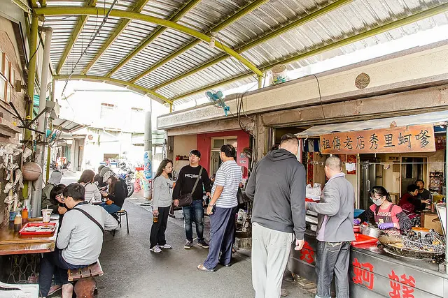 【虎亂吃一通】【台南-將軍美食】祖傳老店秀里蚵嗲+謙備伯冰店