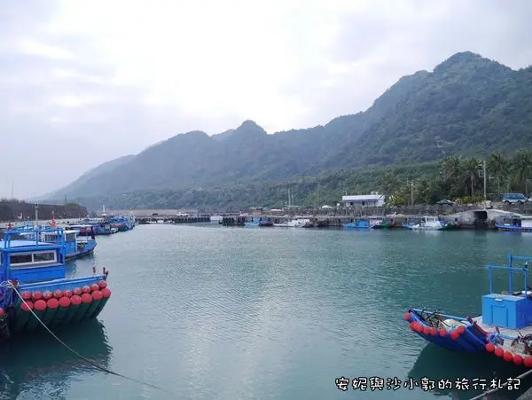 【台東景點】東海岸台11線金樽咖啡、東河包子  浪人聖地金樽漁港看海衝浪