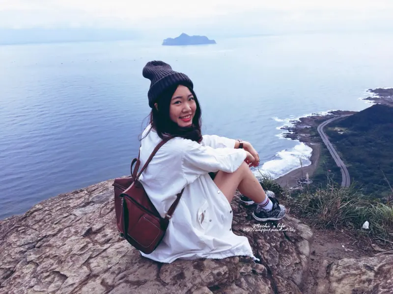 宜蘭頭城景點▌超級美的「鷹石尖」無敵海景，再害怕也想看一眼的宜蘭秘境之壯麗驚喜(鷹石尖怎麼去、鷹石尖停車、熱門攝影景點)