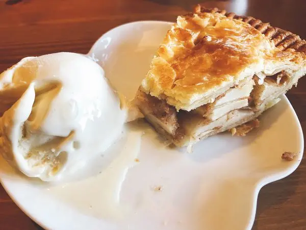 「自助旅行」2019 瑞芳美食懶人包總整理（可愛小店人生49、超夯名店甜蜜屋、俯瞰美景山城食堂）