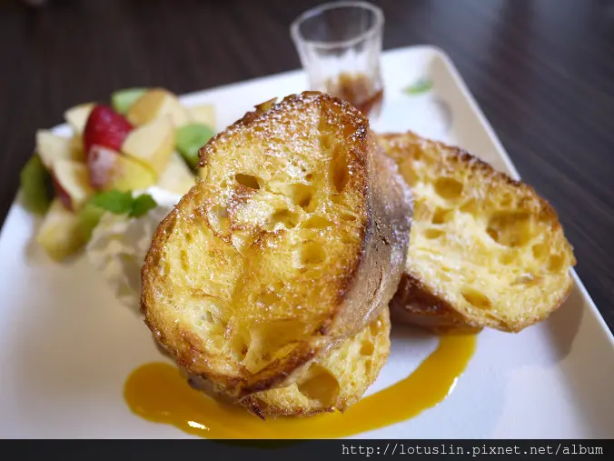 台北 外酥內軟超誘人法式布丁吐司 Café à la mode