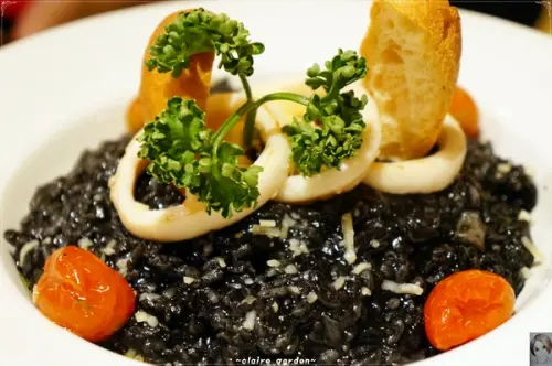 台北 捷運忠孝敦化站 義磚義瓦Wa Pasta(明耀店)~大份量cp值高人氣店