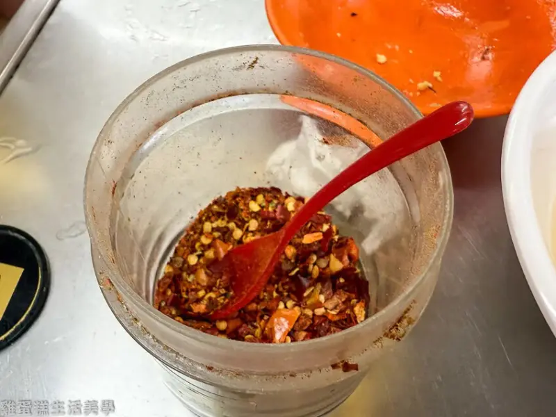 【基隆食記】吳家鐤邊趖 - 位在基隆廟口旁的人氣百年老店