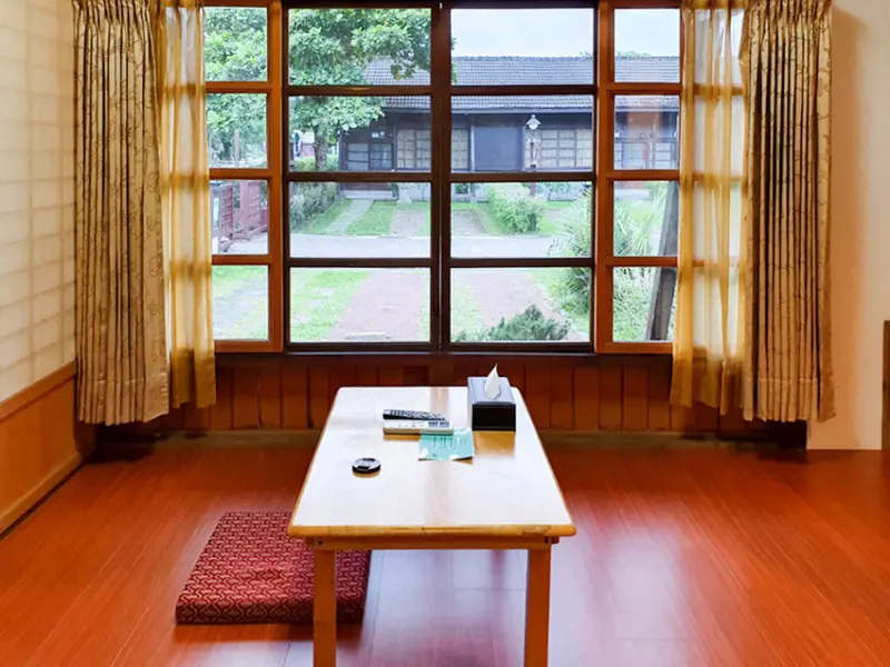 【花蓮住宿推薦】光復糖廠日式木屋 穿著浴衣坐在塌塌米上 享受被檜木香包圍的幸福 溫馨和風木屋