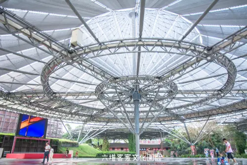 ｜屏東景點｜六堆客家文化園區，六堆小星球互動式遊戲區、親水河道、沙坑，通通免費讓你玩 - 阿婷的旅行札記。