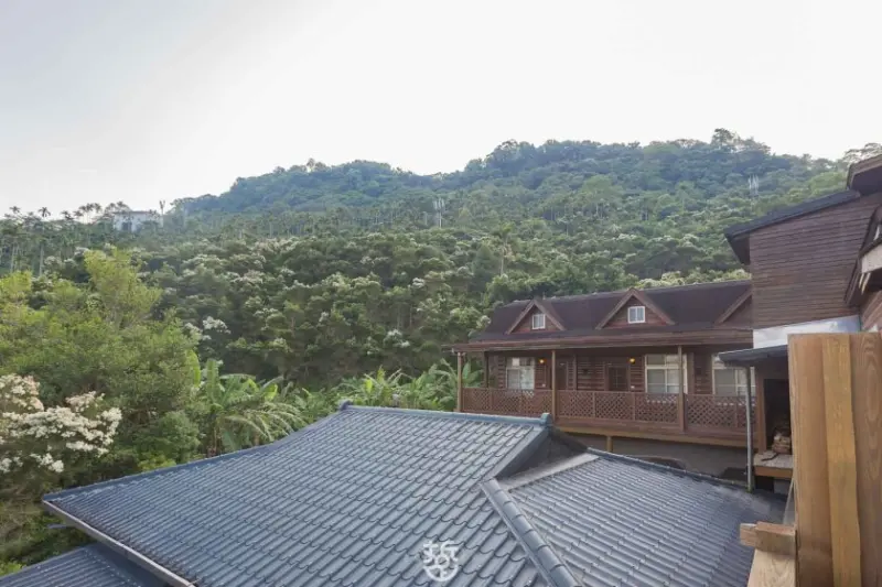 來花蓮玉里的紐澳華溫泉山莊泡湯，DIY茶樹精油，晚上大啖風味餐 - 老莫 Say台南