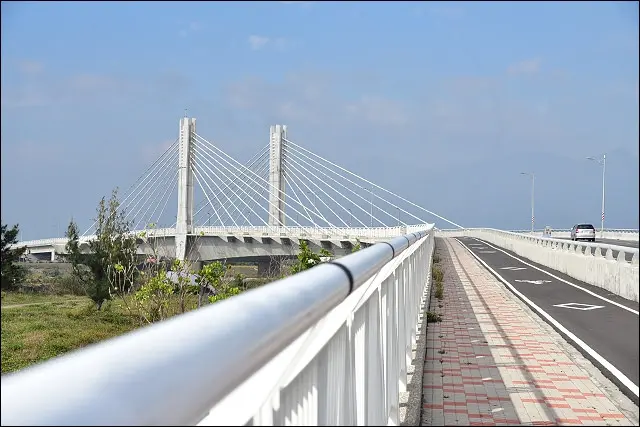 《屏東墾丁新景點》墾丁海生館&車城福安宮走春拜拜~新通車的最美濱海景觀道路，少紅燈不塞車新選擇！