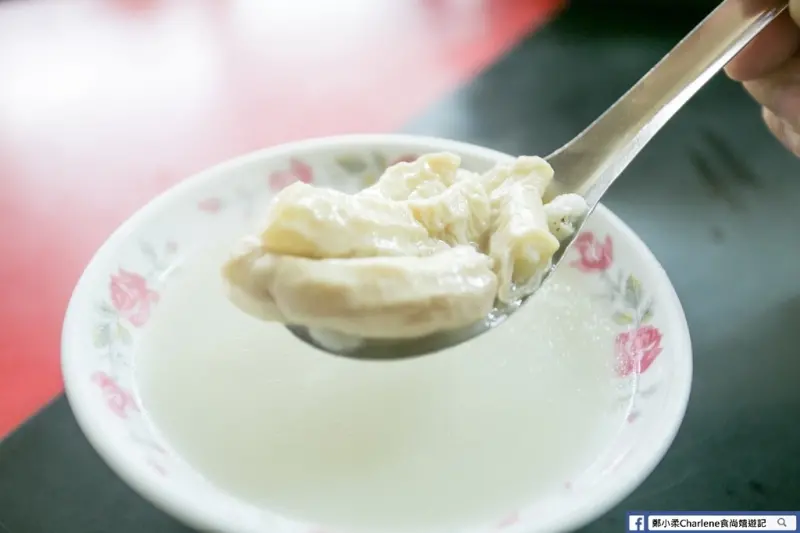 【台南中西】鎮傳四神湯－赤崁樓美食商圈，在地人推薦！飄香５０餘年古早味！料好實在四神湯／炒米粉／碗粿／米腸