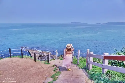 新北秘境 金山神秘海岸 絕美一線天礁岩 穿越巨岩才能抵達的夢幻海岸 - 安妮的天空