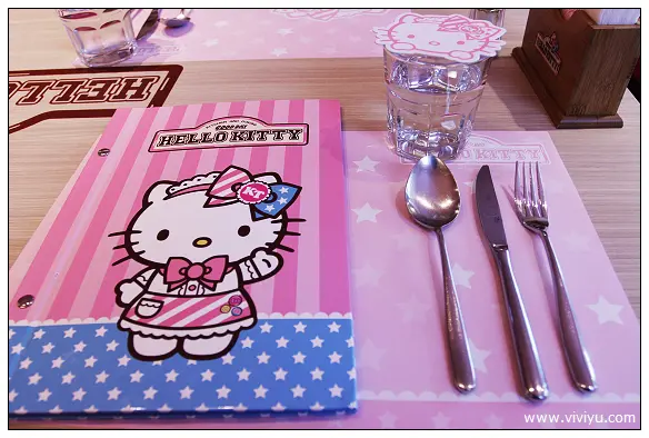 [台北．美食]Kitty Sweets~KITTY主題餐廳．夢幻少女風