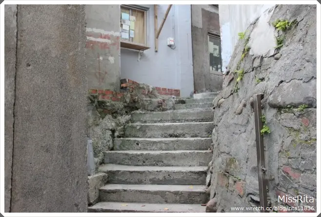 《遊玩》曲折起伏的寶藏巖藝術村，處處充滿驚奇！