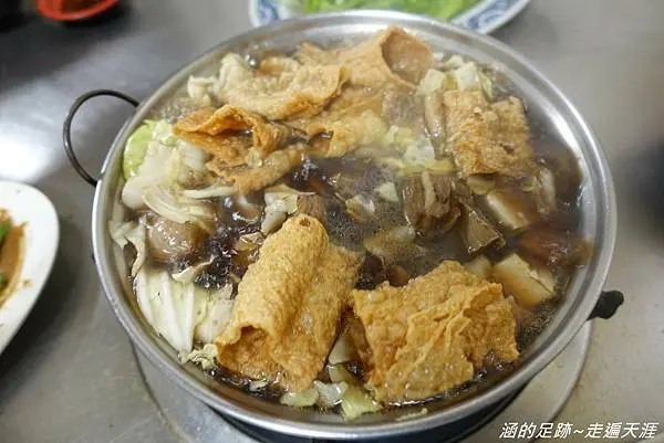 [台東知本美食] 黑松羊肉爐 ~ 美味羊肉爐只要$300元，熱炒平價好吃，知本人氣在地美食