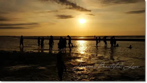 【竹北】溜小人好所在。新月沙灣