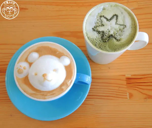 呷飽祙【台中西區･52 Cafe】小熊拉花萌萌噠        
      