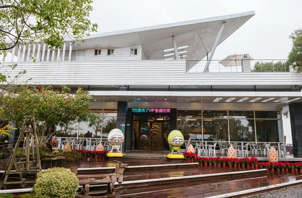 [苗栗♥ 卓蘭]自然風情風箏餐飲-酒足飯飽後還能當模特兒