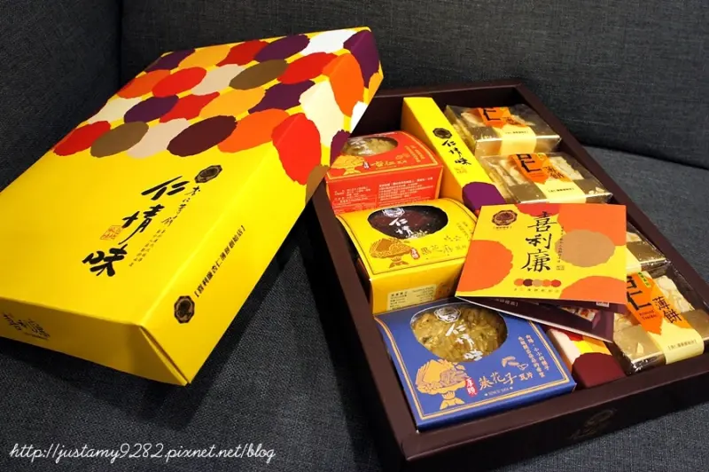 體驗 ☞ 春節美食 ▍喜利廉餅店 ▍杏仁薄餅創始店~ 過年過節~ 送禮大方又體面!!!