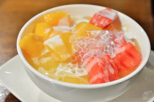 騷豆花 芒果西瓜豆花