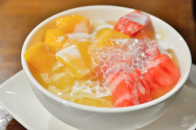 騷豆花 芒果西瓜豆花