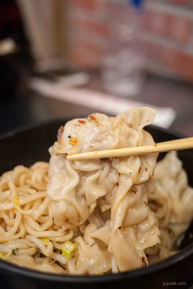  礁溪美食．有麵煮私房小吃，餛飩大塊滿足～