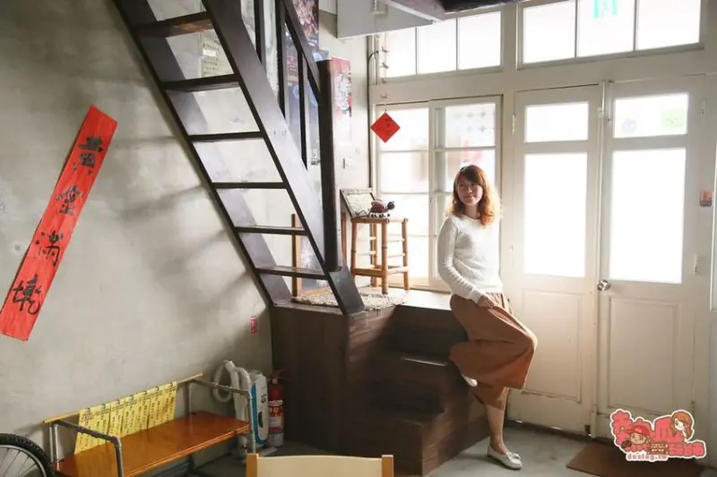 台南信義街內的百年老宅民宿，金曲歌王的台南客廳：屎溝墘客廳(秋冬旅遊補助「台南市海市山盟城鎮漫遊X民宿好眠」活動) - 熱血玩台南。跳躍新世界