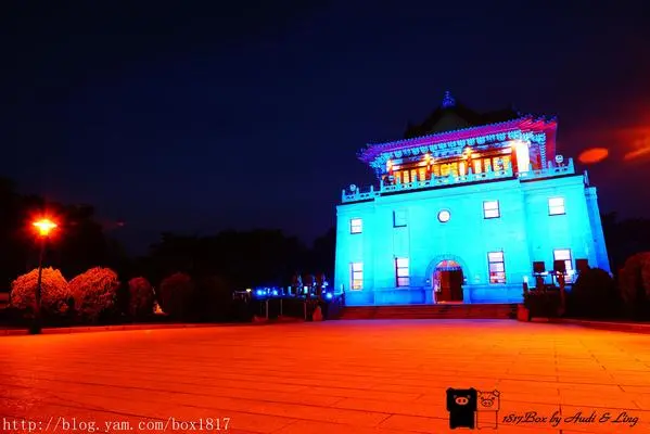 【金門。金城】莒光樓燈光秀。越夜越美的璀璨之星