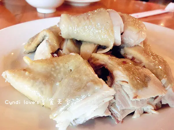 南投溪頭辦桌料理推薦▶紫林莊野菜料理。鱘龍魚達人，野菜餐廳，南投溪頭超推薦家人聚餐朋友聚餐公司聚餐!!!﹝有200人會議室﹞