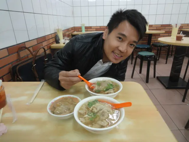 (美食 板橋 埔墘) 興隆市場無名肉羹麵 ~ 王子兒時記憶的好味道