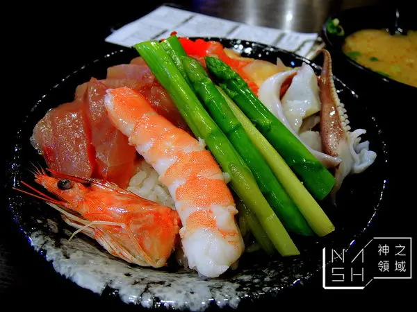 [捷運台北小巨蛋美食] Nash 吃 巧味亭 特殊醋飯風味的日本料理