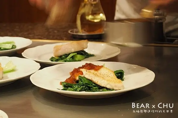 【台北松山區美食】頂級鐵板燒始祖新濱鐵板燒‧四十多年歷史的美味風華        
      